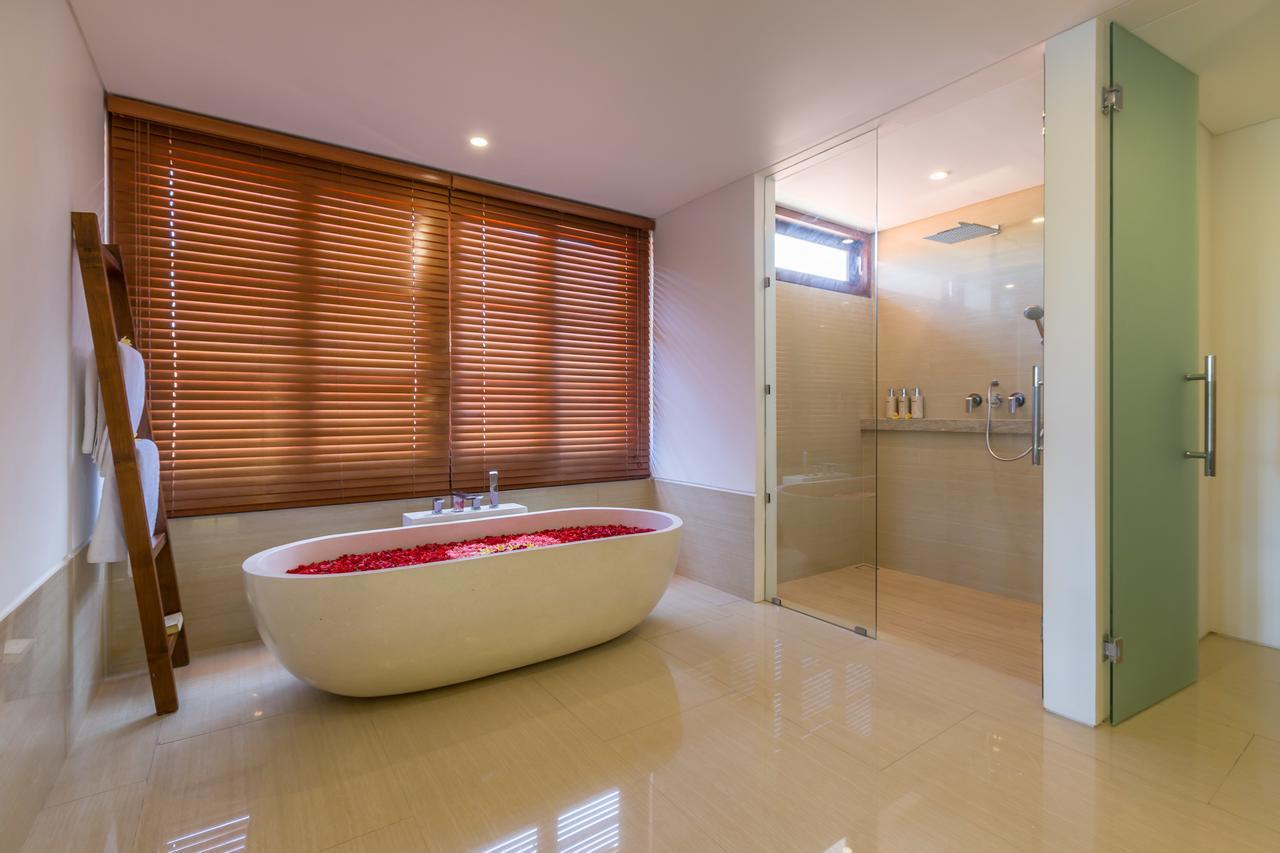 Villa Rusa Biru - Modern Villa With Private Pool And Cook In The Heart Of Berawa Canggu Zewnętrze zdjęcie
