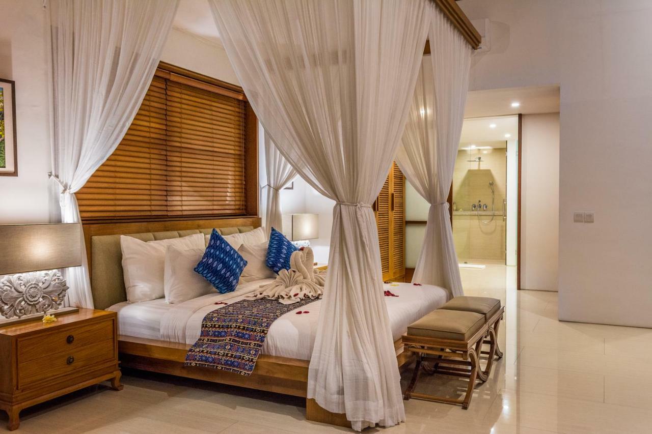 Villa Rusa Biru - Modern Villa With Private Pool And Cook In The Heart Of Berawa Canggu Zewnętrze zdjęcie