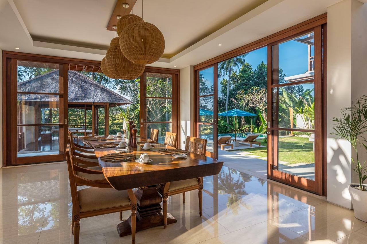 Villa Rusa Biru - Modern Villa With Private Pool And Cook In The Heart Of Berawa Canggu Zewnętrze zdjęcie