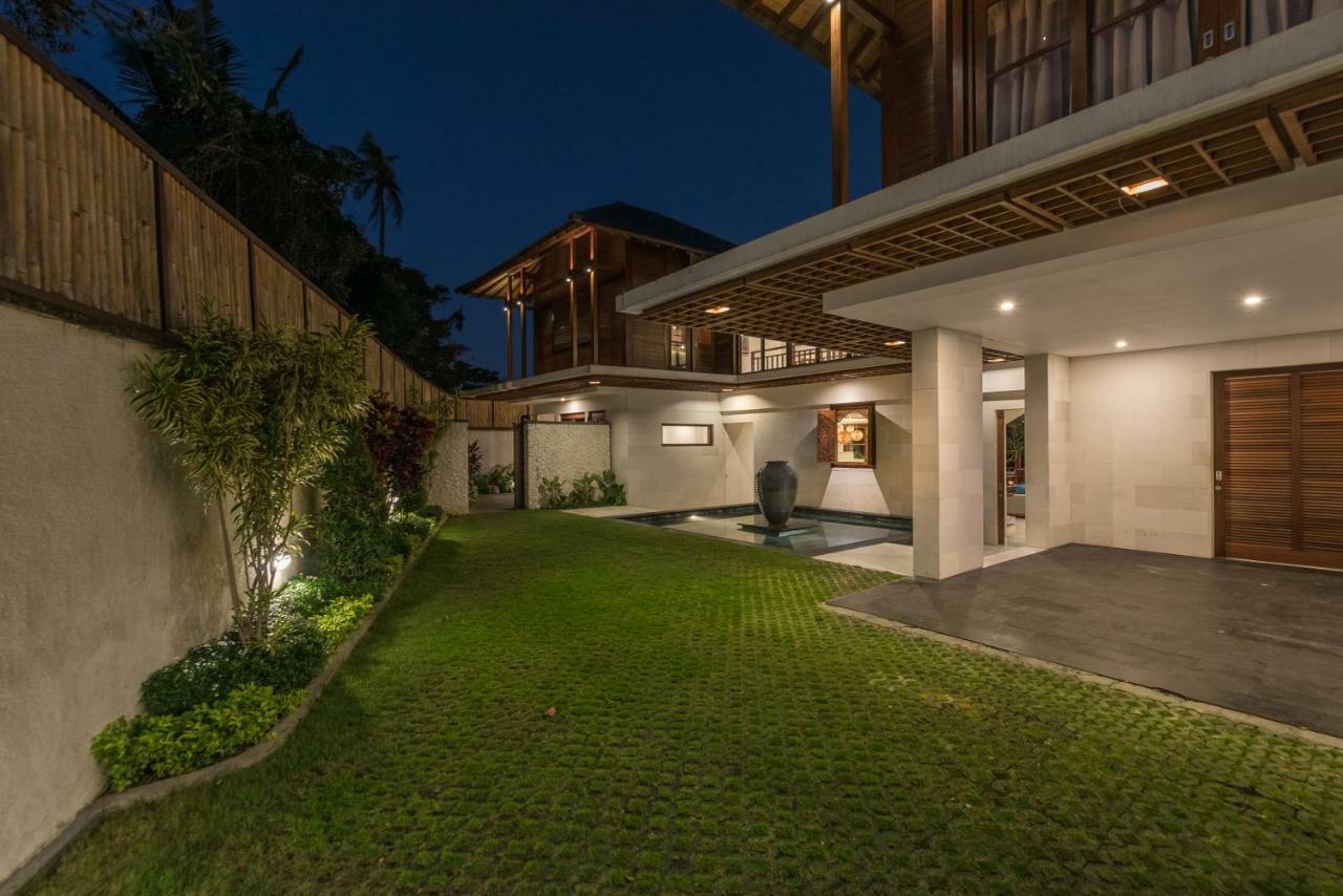 Villa Rusa Biru - Modern Villa With Private Pool And Cook In The Heart Of Berawa Canggu Zewnętrze zdjęcie